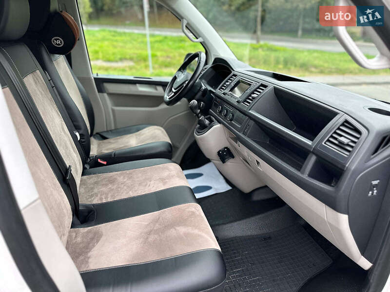 Грузовой фургон Volkswagen Transporter 2016 в Виннице