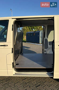 Грузовой фургон Volkswagen Transporter 2020 в 