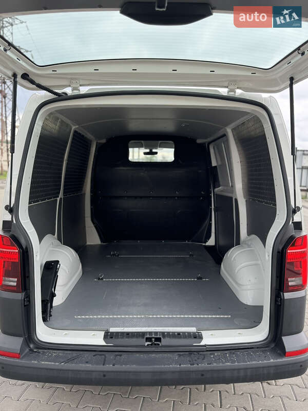 Грузовой фургон Volkswagen Transporter 2021 в Луцке