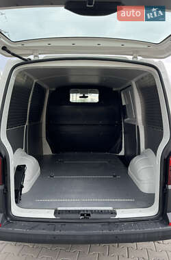 Грузовой фургон Volkswagen Transporter 2021 в 