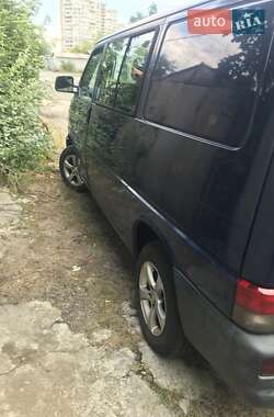 Минивэн Volkswagen Transporter 2002 в 