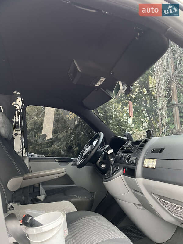 Мінівен Volkswagen Transporter 2004 в Харкові фото 3 Мінівен Volkswagen Transporter 2004 в Харкові