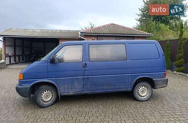 Минивэн Volkswagen Transporter 2000 в 