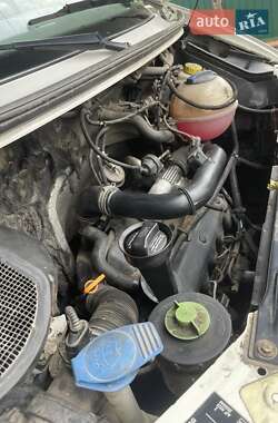 Минивэн Volkswagen Transporter 2002 в 