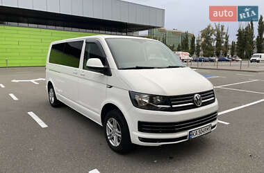 Минивэн Volkswagen Transporter 2016 в 