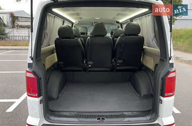 Минивэн Volkswagen Transporter 2016 в 