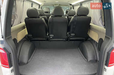 Минивэн Volkswagen Transporter 2016 в 