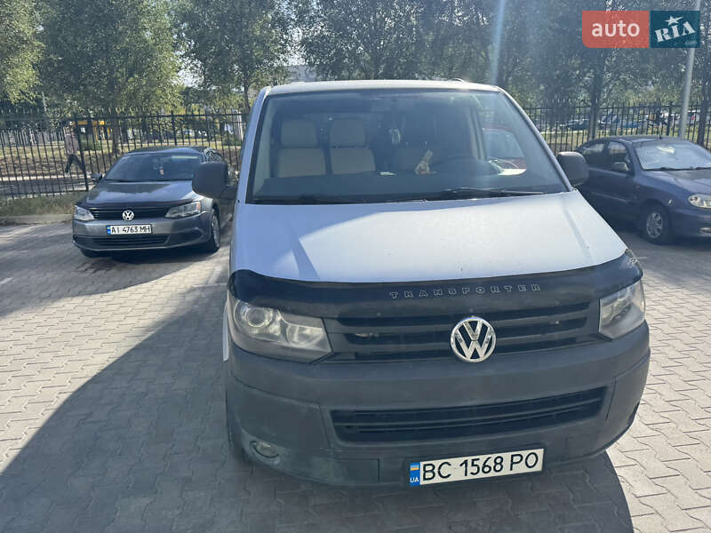 Мінівен Volkswagen Transporter 2009 в Броварах