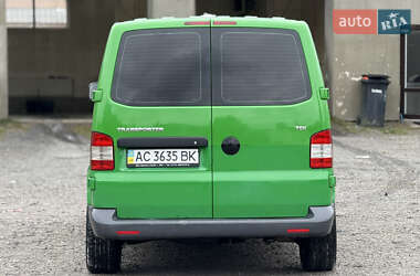 Минивэн Volkswagen Transporter 2009 в 