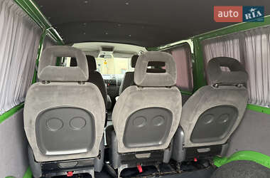 Минивэн Volkswagen Transporter 2009 в 