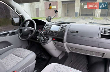 Минивэн Volkswagen Transporter 2009 в 
