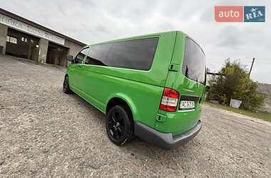 Минивэн Volkswagen Transporter 2009 в 