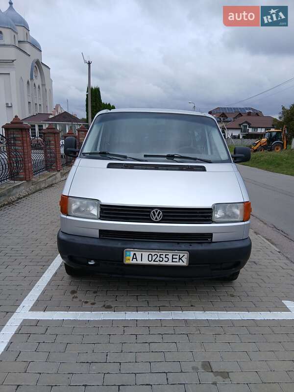 Минивэн Volkswagen Transporter 2003 в Ровно