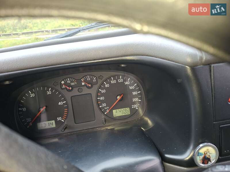 Минивэн Volkswagen Transporter 2001 в Мостиске