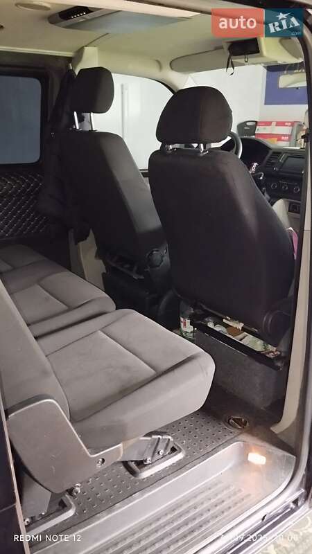 Минивэн Volkswagen Transporter 2016 в Киеве