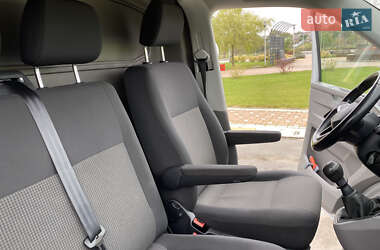 Грузовой фургон Volkswagen Transporter 2021 в 