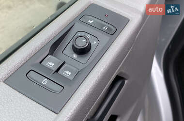 Грузовой фургон Volkswagen Transporter 2021 в 