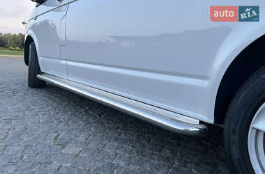 Минивэн Volkswagen Transporter 2016 в 