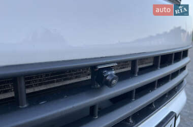 Минивэн Volkswagen Transporter 2016 в 