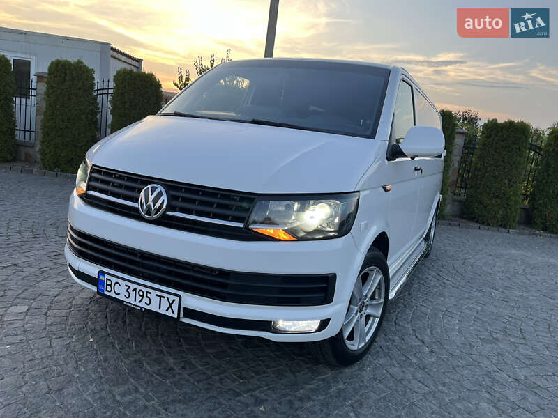 Минивэн Volkswagen Transporter 2016 в Львове