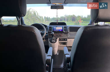 Минивэн Volkswagen Transporter 2016 в 
