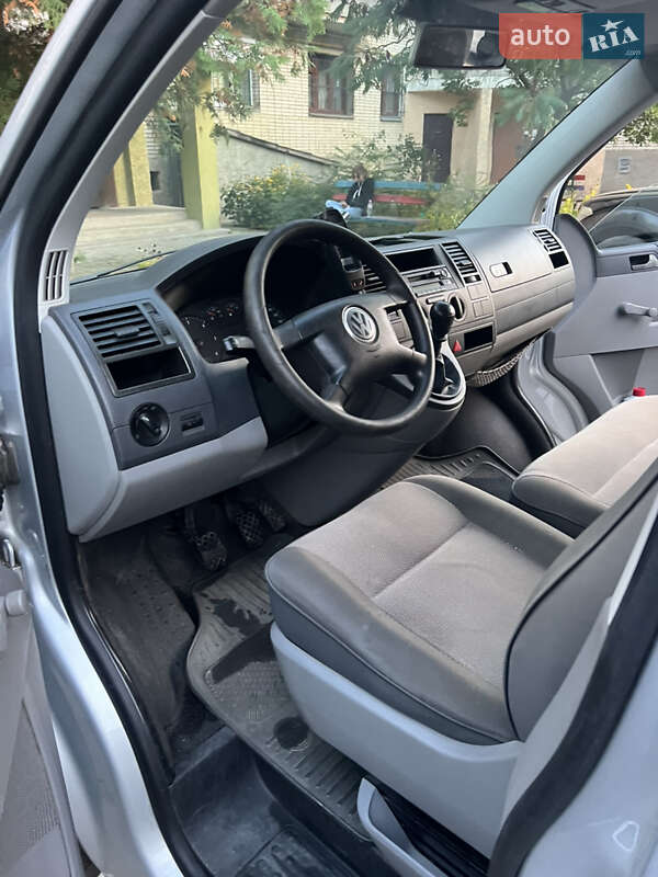 Минивэн Volkswagen Transporter 2005 в Сумах