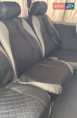 Минивэн Volkswagen Transporter 2000 в 