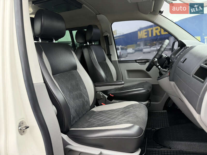Минивэн Volkswagen Transporter 2004 в Виннице