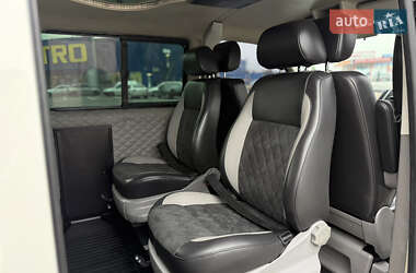 Минивэн Volkswagen Transporter 2004 в 