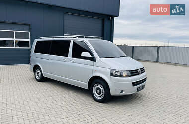 Минивэн Volkswagen Transporter 2009 в 