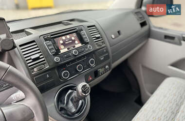 Минивэн Volkswagen Transporter 2009 в 