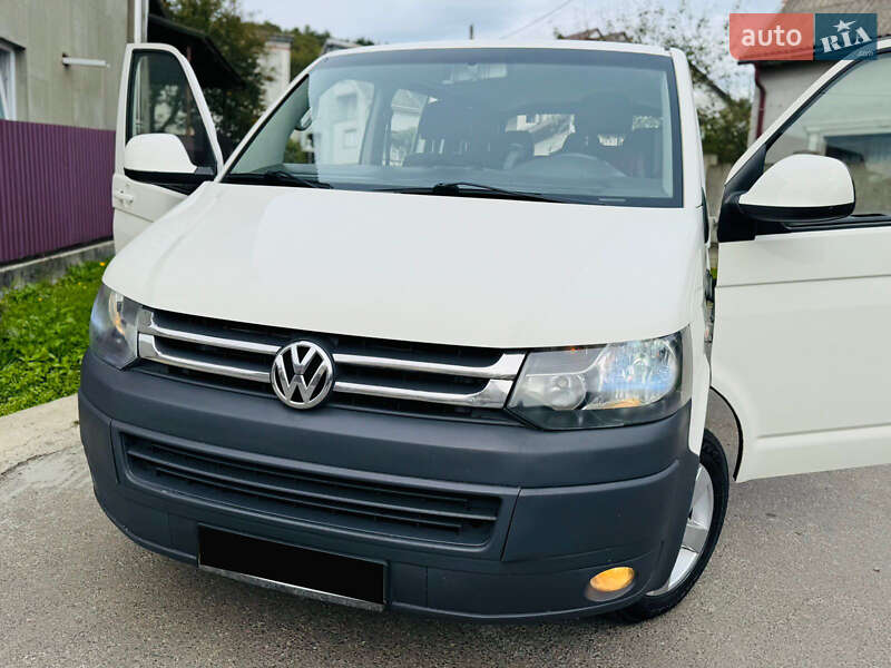 Минивэн Volkswagen Transporter 2010 в Солотвине