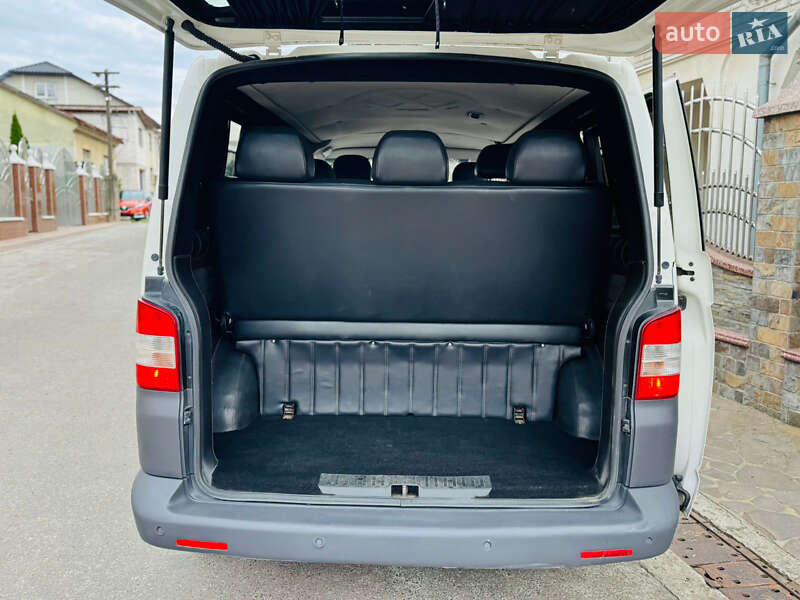 Минивэн Volkswagen Transporter 2010 в Солотвине