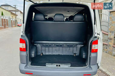 Минивэн Volkswagen Transporter 2010 в 