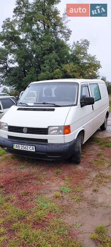 Минивэн Volkswagen Transporter 2000 в 