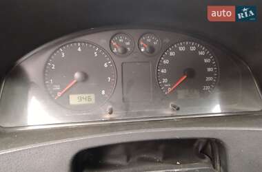 Минивэн Volkswagen Transporter 2004 в 
