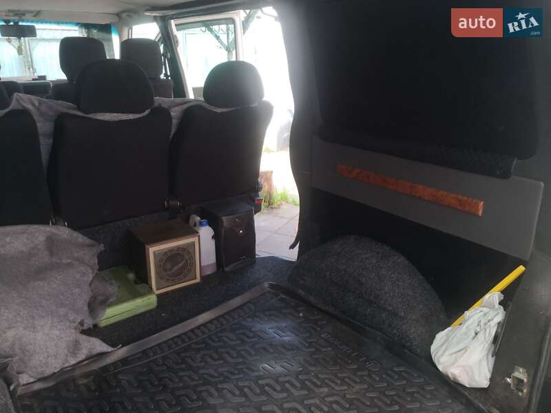 Минивэн Volkswagen Transporter 2003 в Звягеле