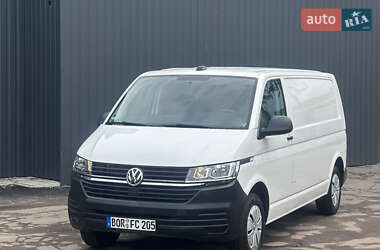 Грузовой фургон Volkswagen Transporter 2023 в 