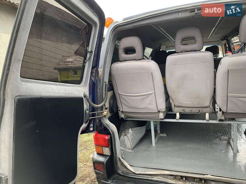 Другие автобусы Volkswagen Transporter 2003 в Тернополе