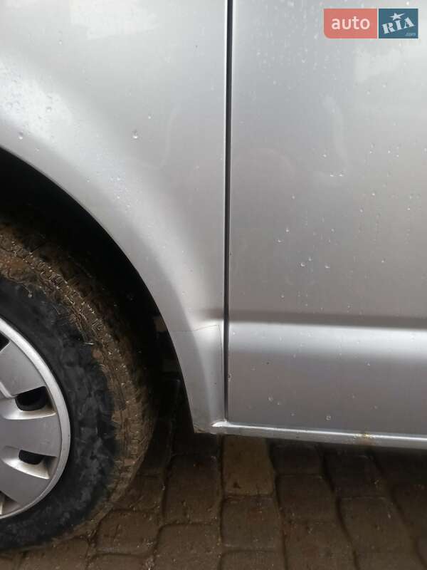 Мінівен Volkswagen Transporter 2006 в Білі Ослави