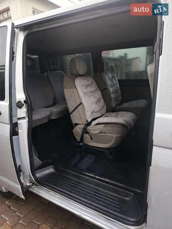 Мінівен Volkswagen Transporter 2006 в Білі Ослави