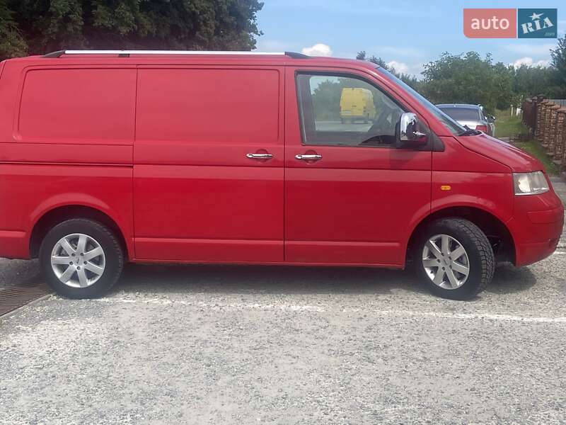 Грузовой фургон Volkswagen Transporter 2006 в Тернополе