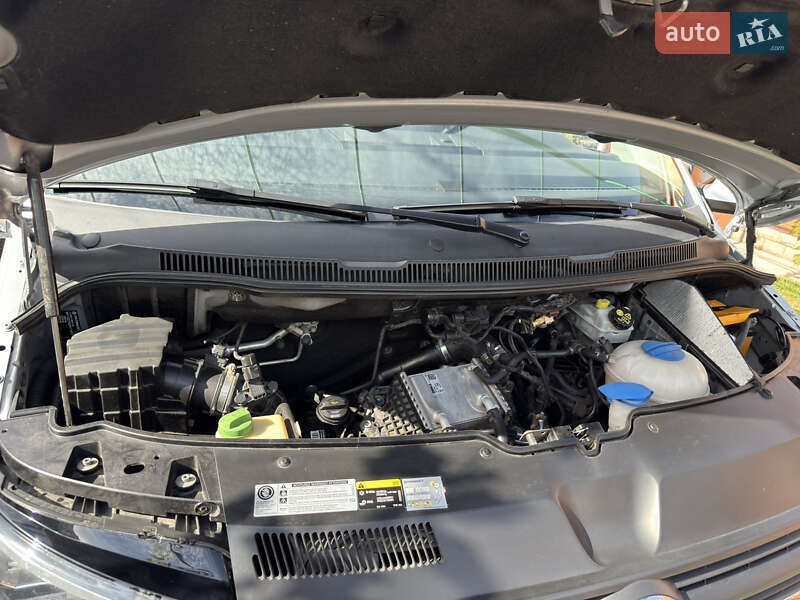 Минивэн Volkswagen Transporter 2017 в Полтаве