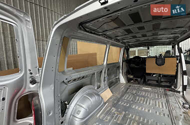 Минивэн Volkswagen Transporter 2017 в 