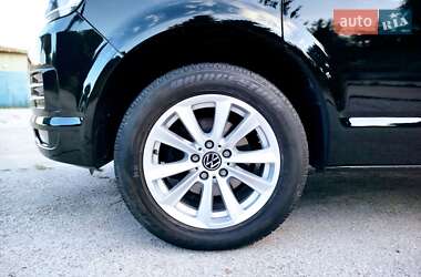 Минивэн Volkswagen Transporter 2019 в 