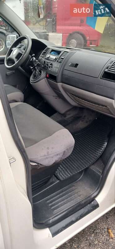 Мінівен Volkswagen Transporter 2006 в Дунаївцях