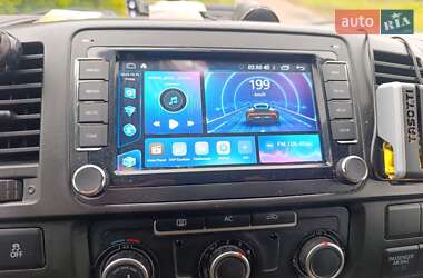 Грузовой фургон Volkswagen Transporter 2012 в 