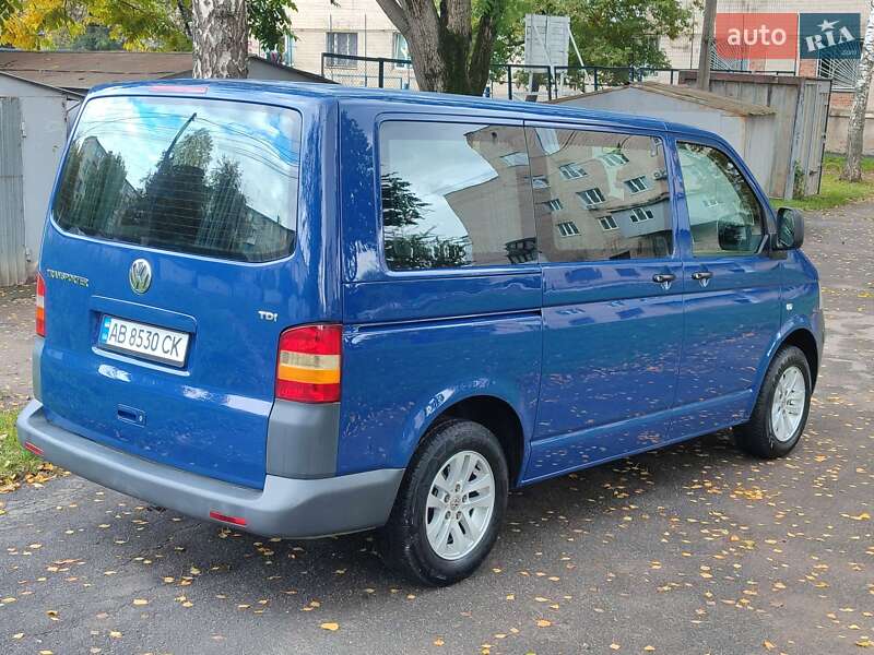 Минивэн Volkswagen Transporter 2006 в Виннице