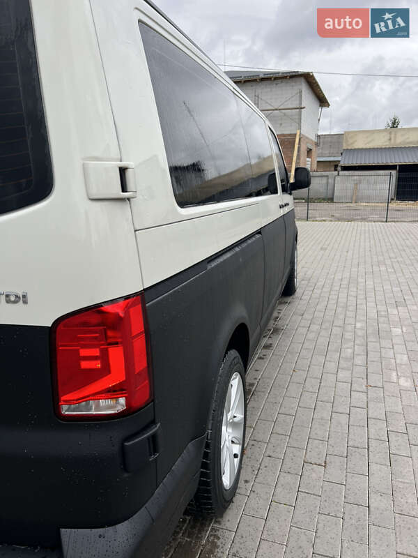 Минивэн Volkswagen Transporter 2008 в Ровно