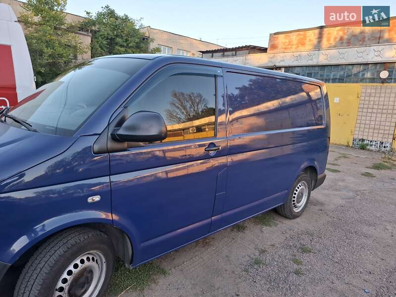 Грузовой фургон Volkswagen Transporter 2015 в Одессе